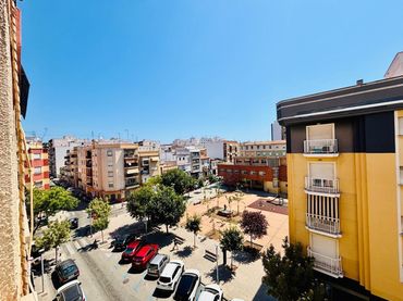 Wohnung mit Balkon zum Verkauf in PRIMER DE MAIG