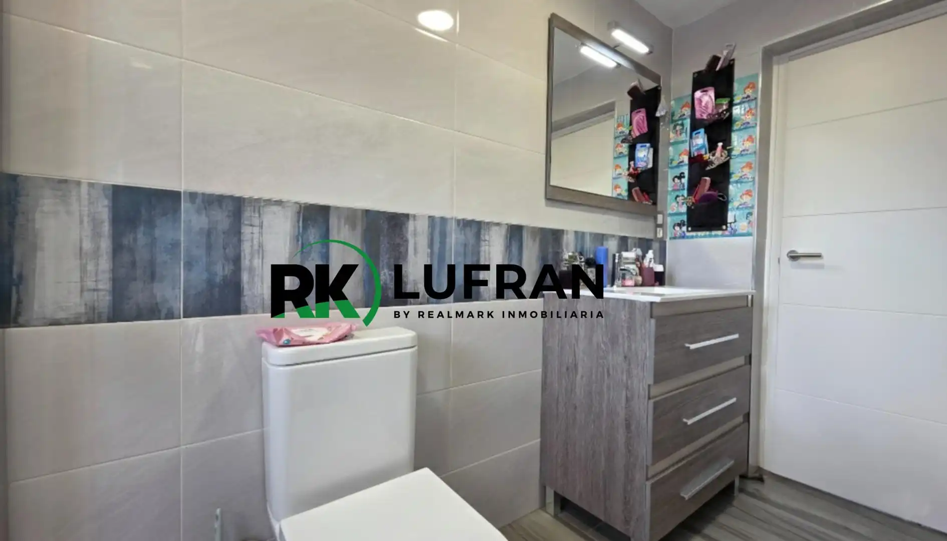 Baño de Casa o chalet en venta en Alicante / Alacant con Jardín privado y Piscina