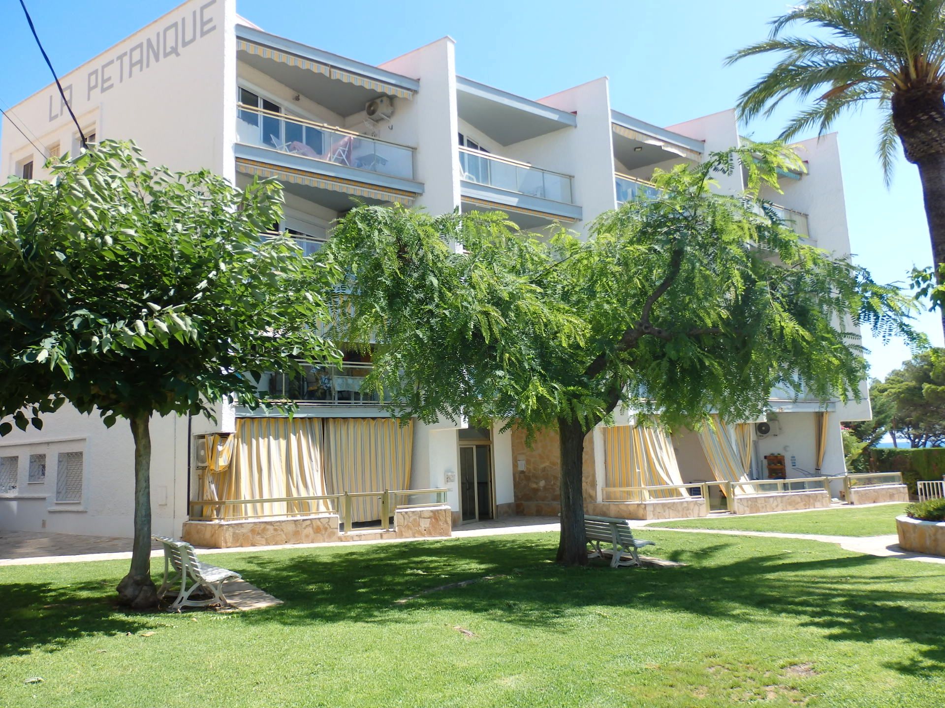 Exterior view of Apartment for sale in Mont-roig del Camp  with Air Conditioner, Terrace and Furnished