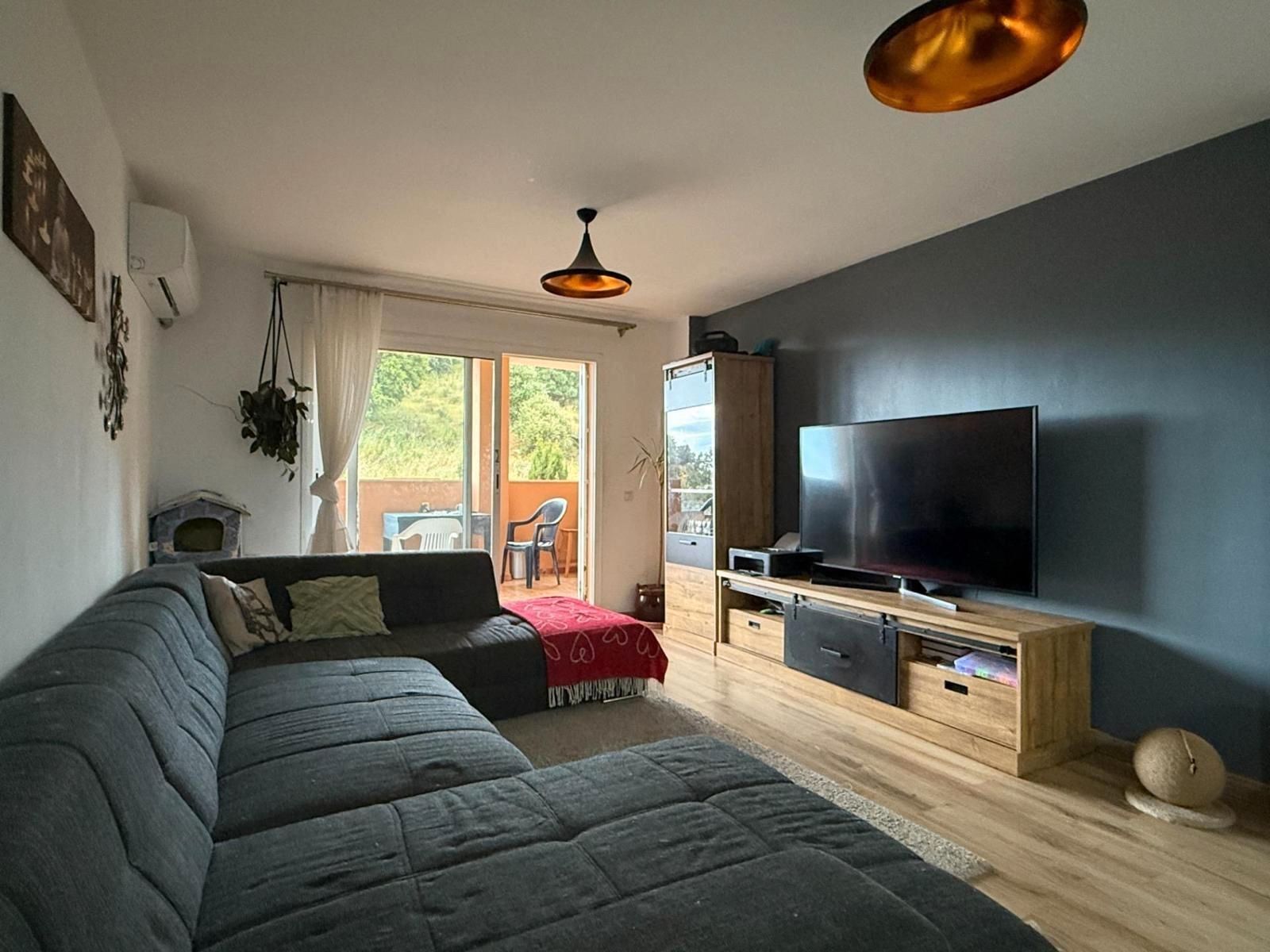 Living room of Flat for sale in Rincón de la Victoria