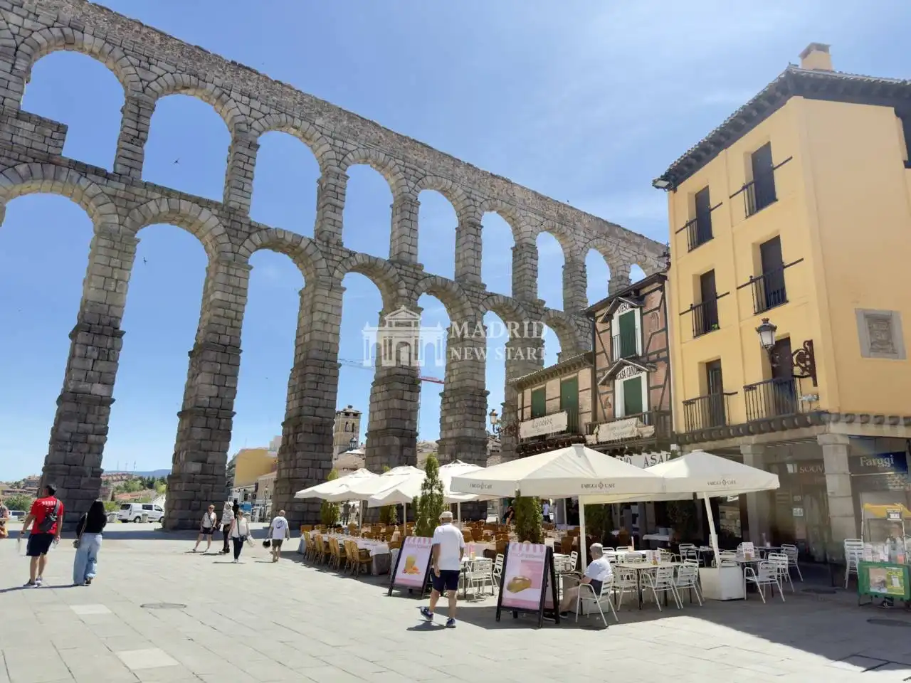 Piso de alquiler en Segovia con Calefacción, Parquet y Terraza