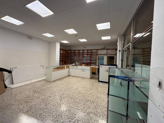 Local comercial en Alquiler en Vía Aurèlia en Concòrdia