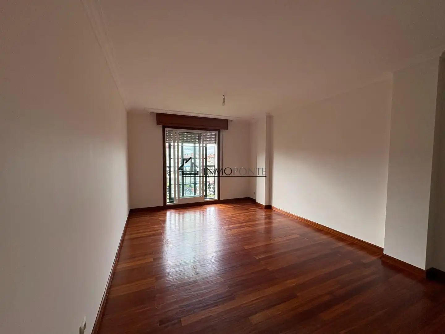 Habitación de Piso de alquiler en Pontevedra Capital  con Calefacción y Trastero