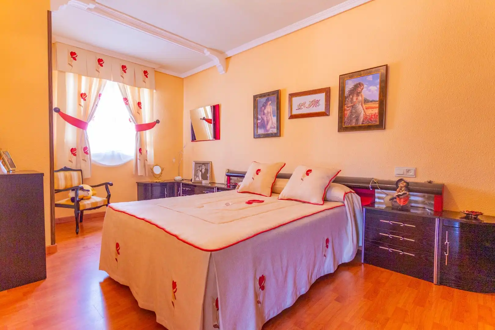 Dormitori de Casa o xalet en venda en San Juan de los Terreros