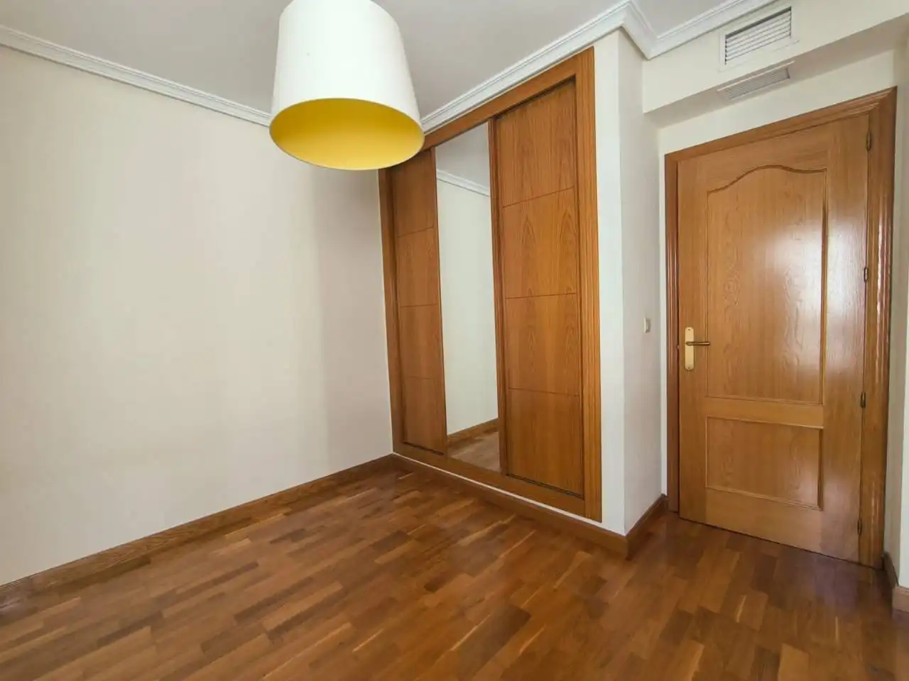 Bedroom of Attic for sale in Albacete  with Air Conditioner, Heating and Terrace