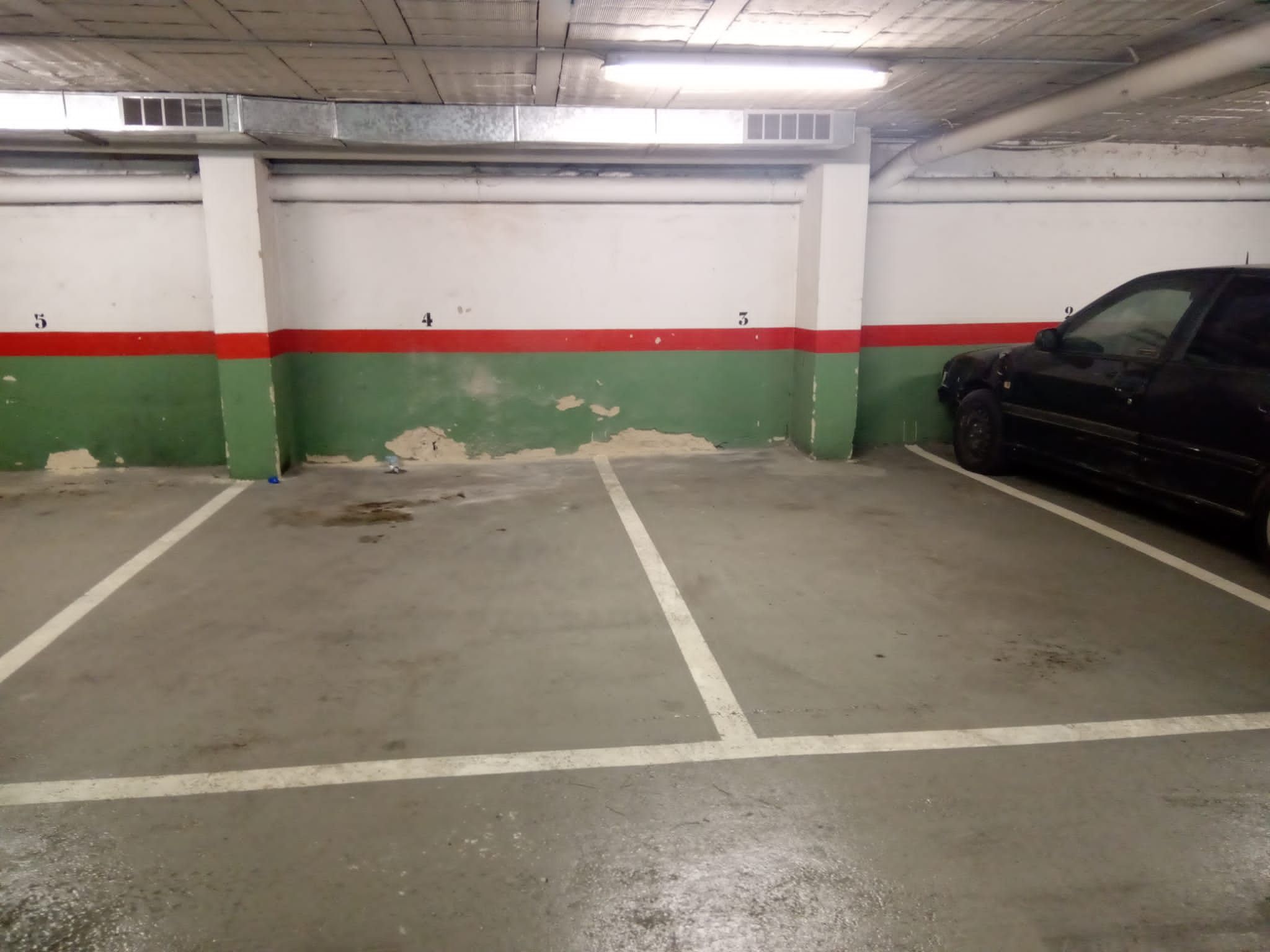Garage to rent in Carrer de Joaquim Mir, 1, Nucli Antic