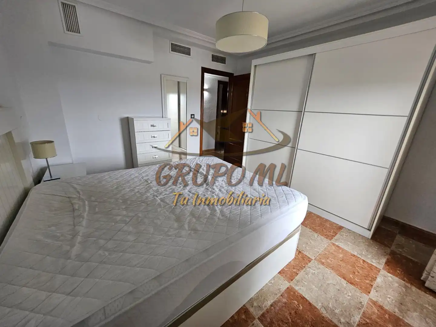 Wohnung zur Miete in Avenida de Andalucía, Valdeastillas - Fuentezuelas