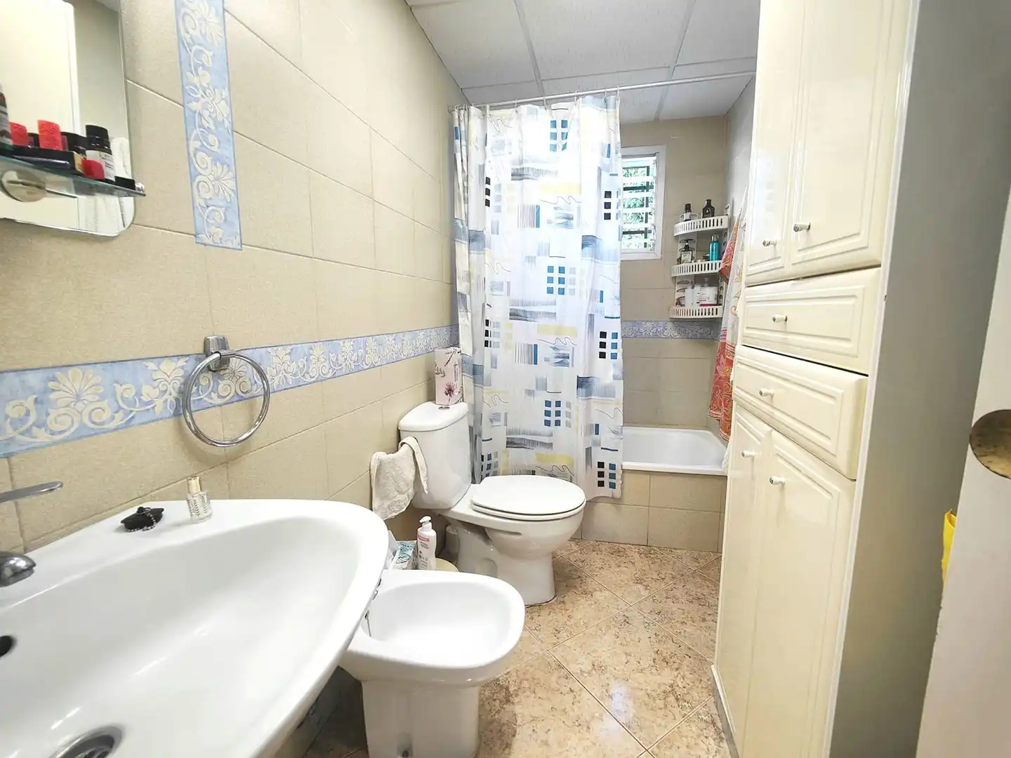 Baño de Planta baja en venta en Arona con Jardín privado, Terraza y Amueblado