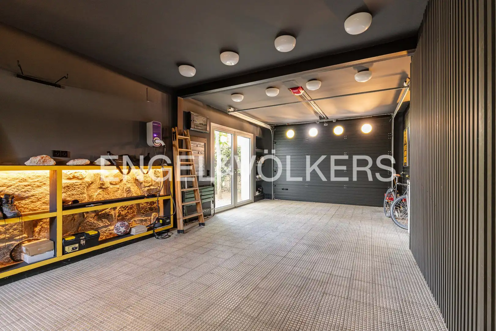 Casa o chalet en venta en Madrid con Aire acondicionado, Calefacción y Jardín privado