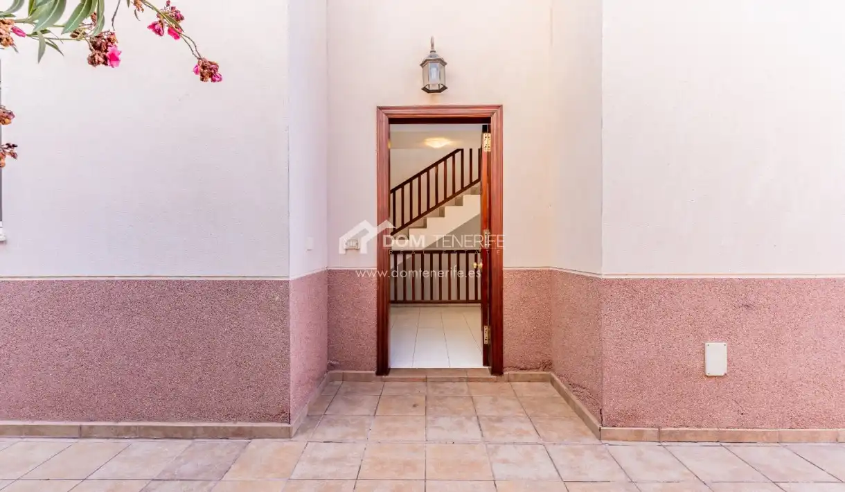 Casa o chalet de alquiler en Adeje con Terraza, Amueblado y Horno