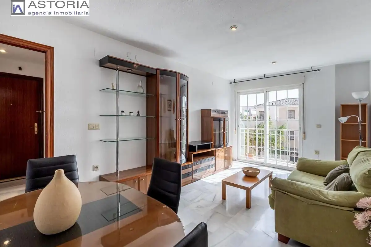 Living room of Flat for sale in Granada  with Balcony