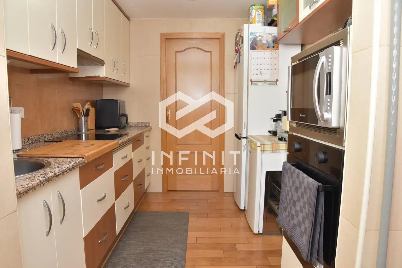 Kitchen of Flat for sale in Val