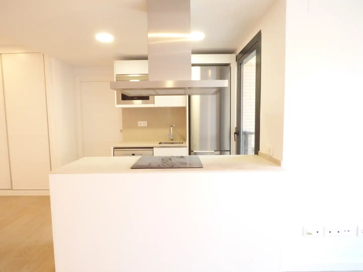 Kitchen of Flat for rent in Madrid  with Air Conditioner, Heating and Private garden