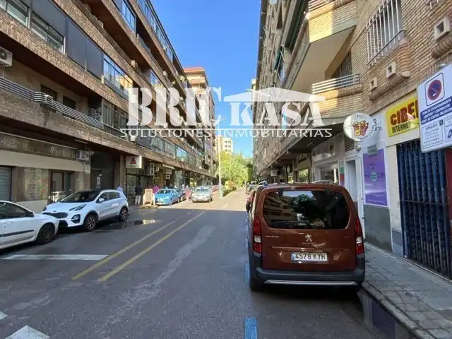Local comercial en venda a Centro