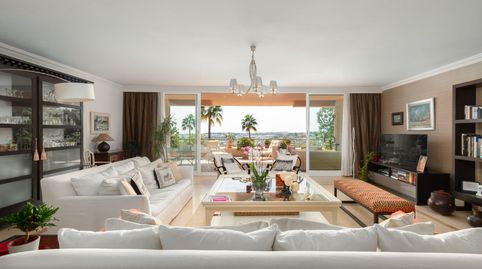 Foto 2 de Piso en venta en Las Brisas, Marbella