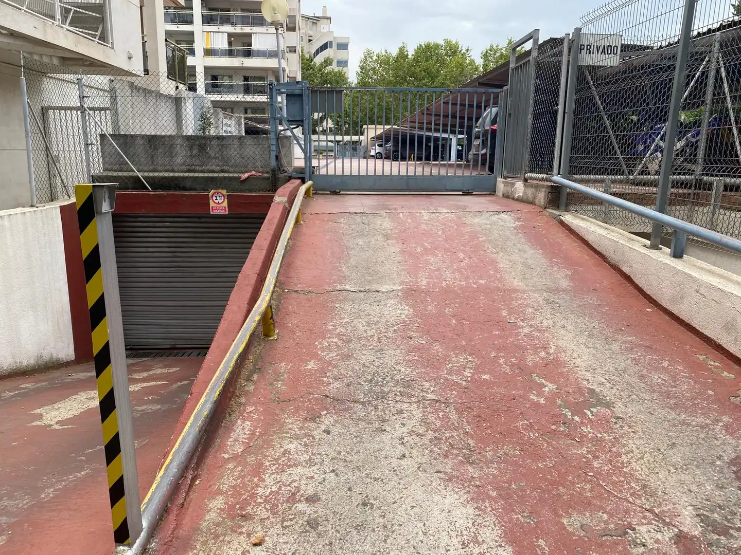 Garaje de alquiler en Carrer de Josep Carner, 16, Platja de Llevant
