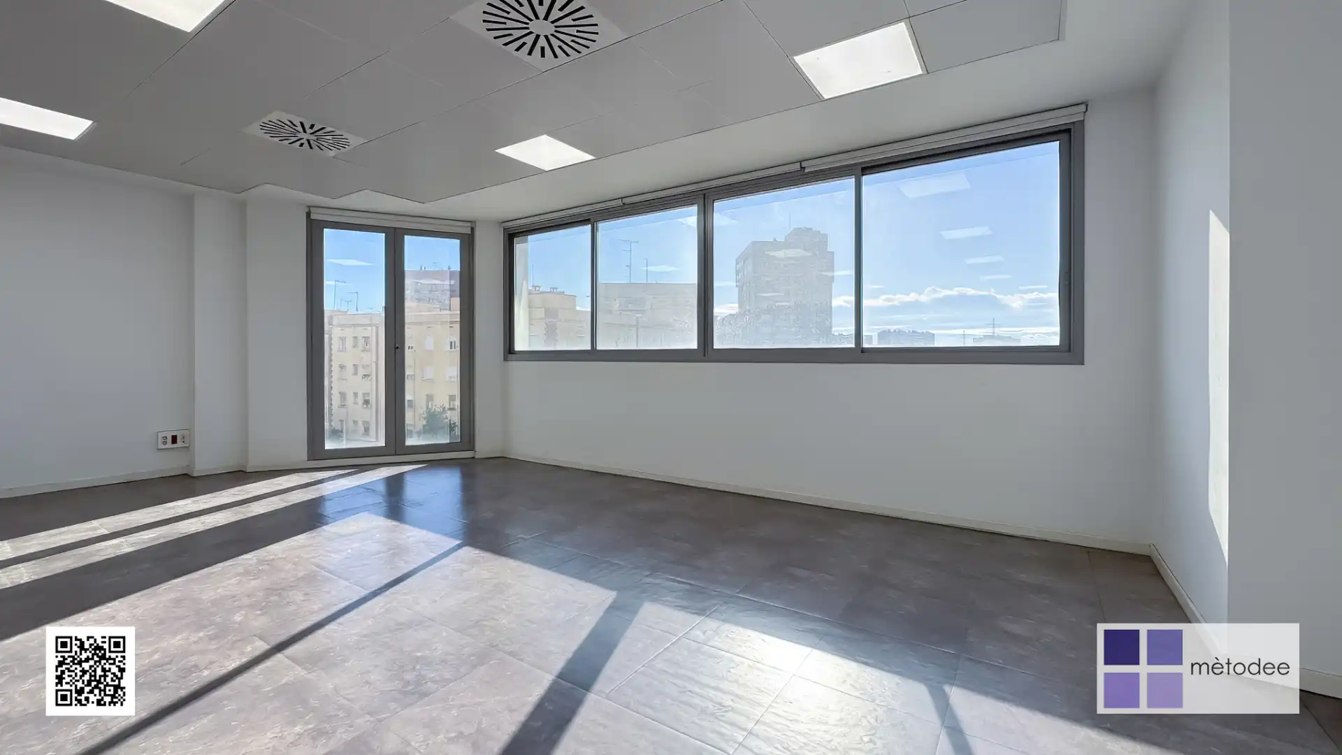 Büro zur Miete in Esplugues de Llobregat mit Klimaanlage und Heizung