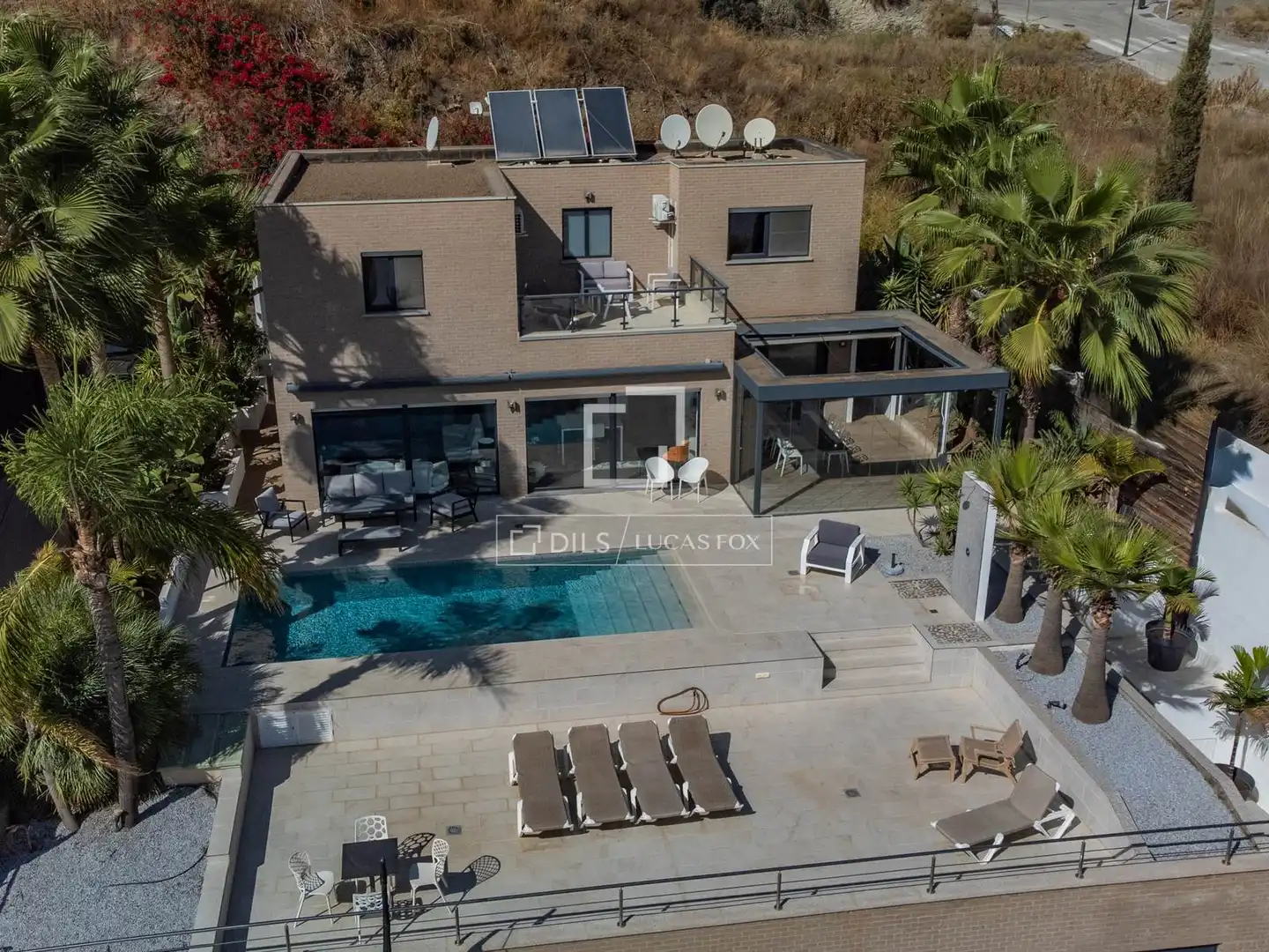 Detached house with pool for sale in El Peñoncillo