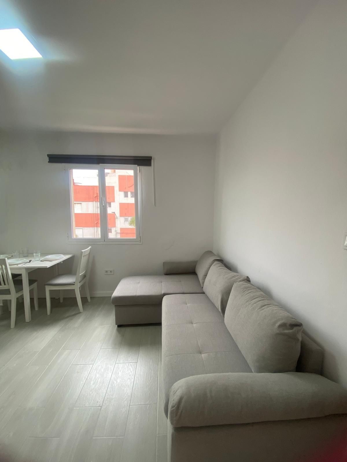 Sala de estar de Piso de alquiler en Santa María de Guía de Gran Canaria con Amueblado