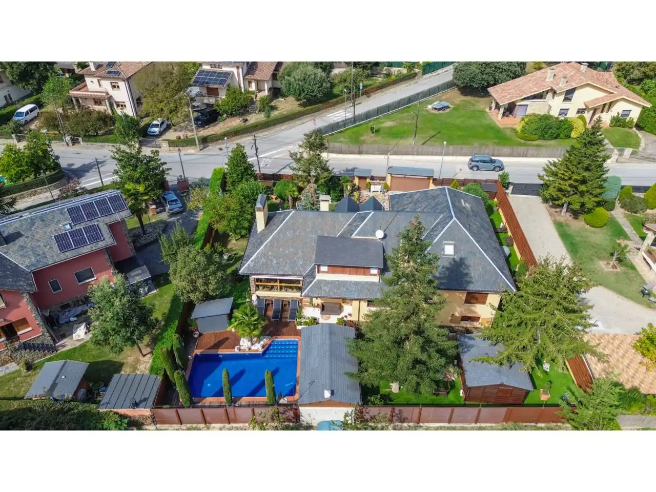 Außenansicht von Haus oder Chalet zum Verkauf in Taradell mit Klimaanlage, Heizung und Privatgarten