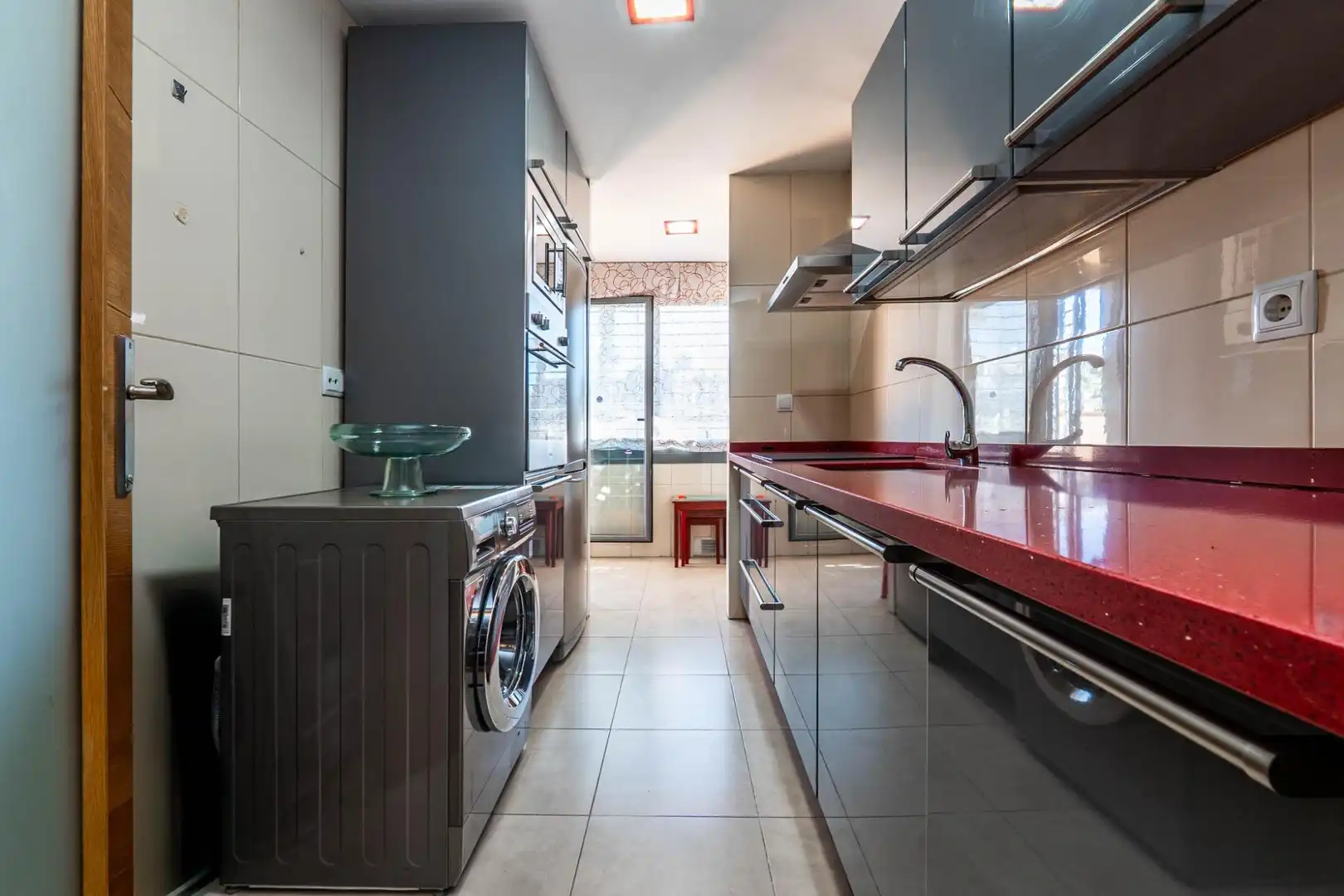 Kitchen of Flat for sale in Granada  with Air Conditioner, Heating and Private garden