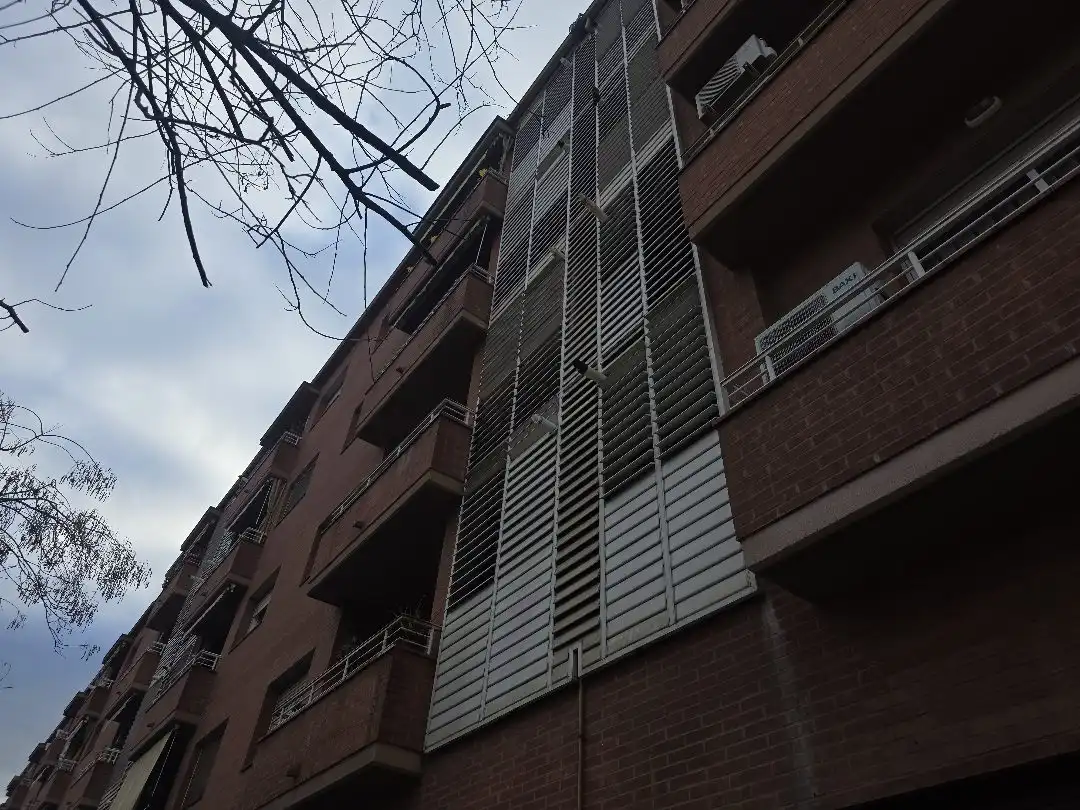 Vista exterior de Piso en venta en Martorell