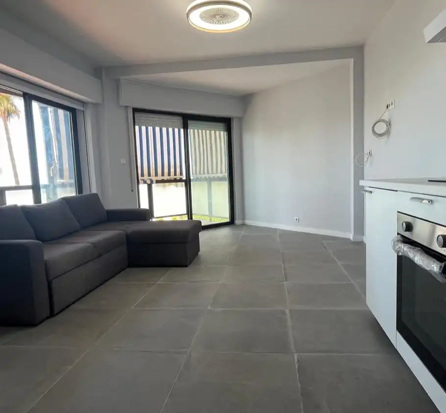 Sala de estar de Piso en venta en Marbella con Amueblado, Horno y Lavadora