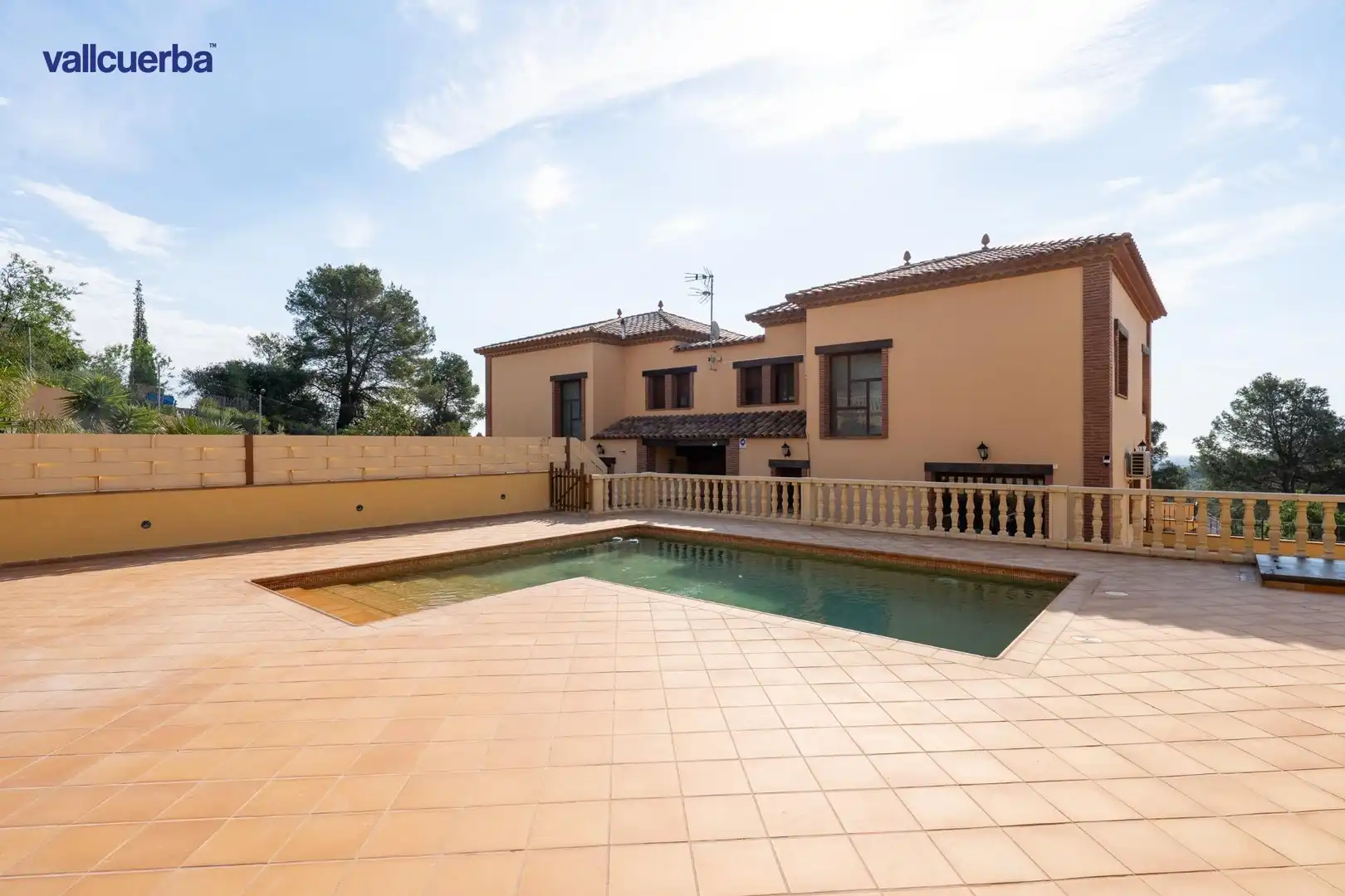 Piscina de Casa adosada en venta en Riudecanyes con Aire acondicionado, Calefacción y Jardín privado