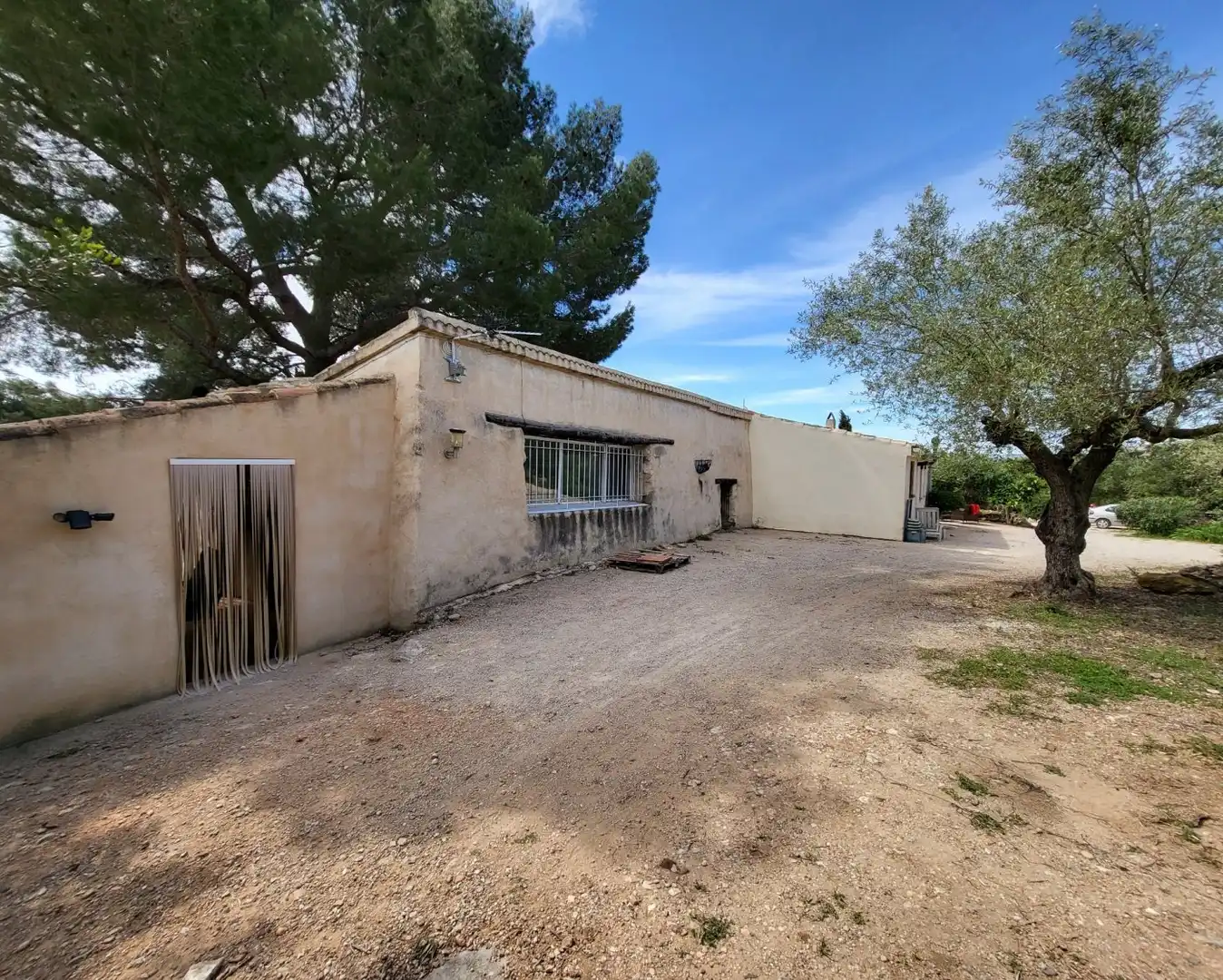 Außenansicht von Country house zum Verkauf in L'Ametlla de Mar  mit Privatgarten, Terrasse und Abstellraum