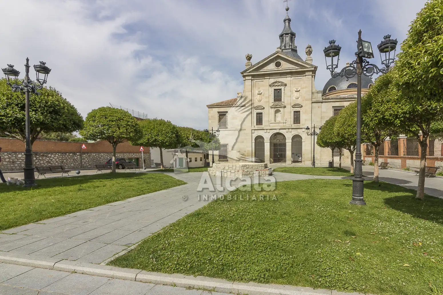Exterior view of Flat for sale in Loeches  with Air Conditioner, Heating and Private garden