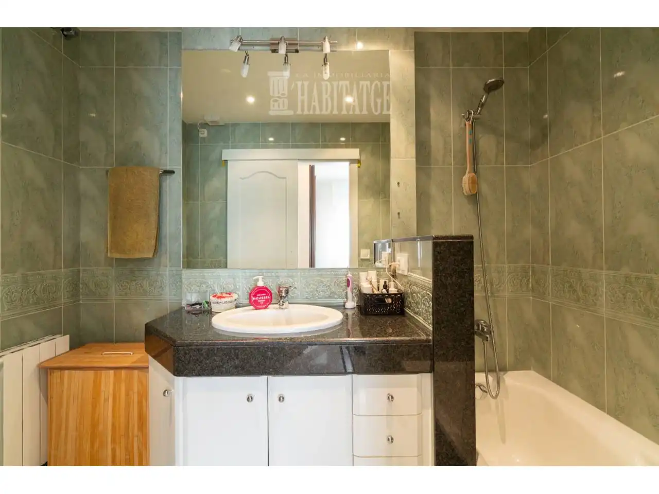 Bathroom of Flat for sale in Folgueroles, Barcelona