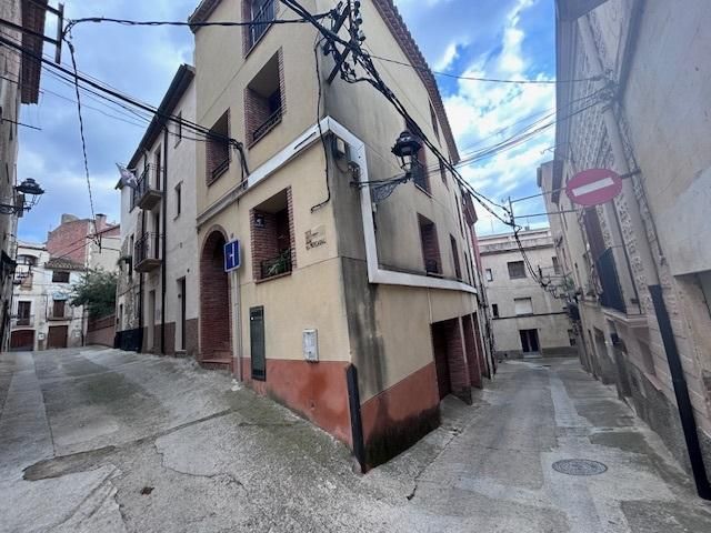 Exterior view of Duplex for sale in Alforja  with Storage room and TV