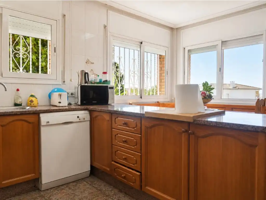 Kitchen of Houses for sale in Pineda de Mar
