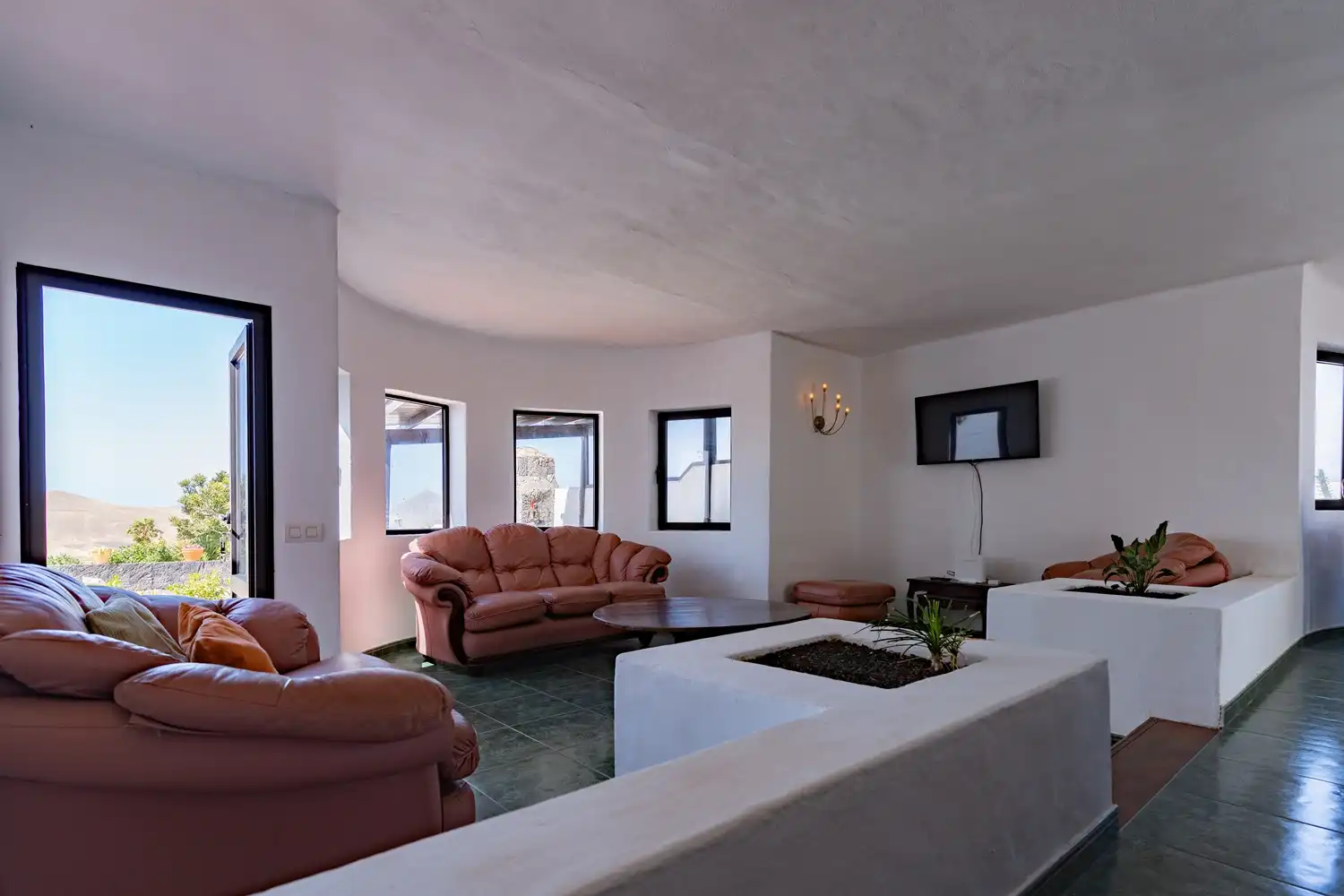 Sala de estar de Casa o chalet en venta en Teguise con Jardín privado, Terraza y Piscina