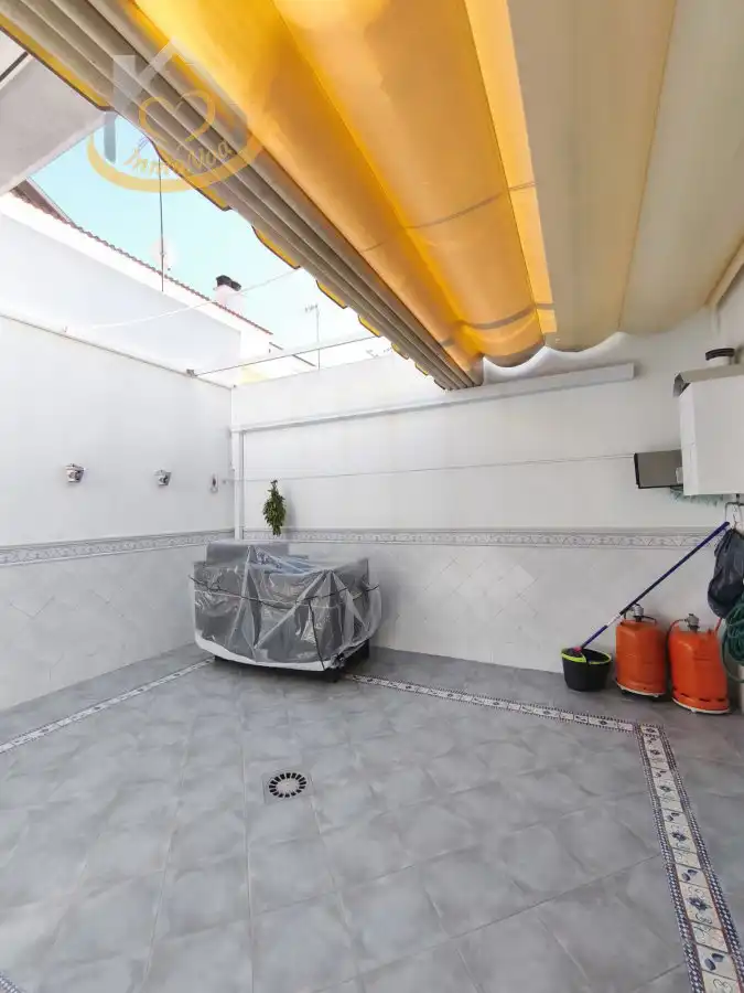 Casa adosada en venta en Lepe