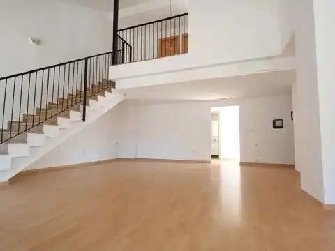 Sala de estar de Ático en venta en Chiva con Terraza y Balcón