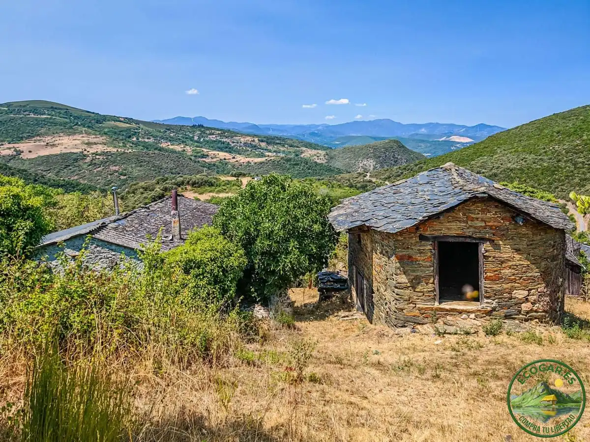 Vista exterior de Casa adosada en venta en Borrenes
