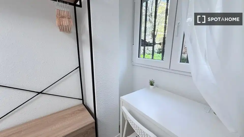 Room in Casco Histórico de Vallecas