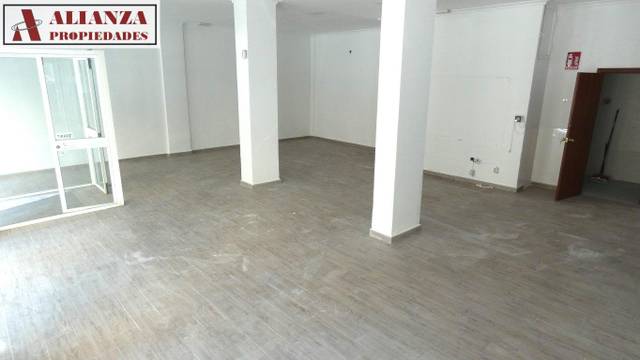 Local comercial en Alquiler en La Unión - Cruz de Humilladero - Los Tilos