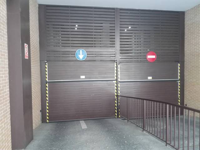 Garaje en Venta en Calle Nogales, 1 en Acacias