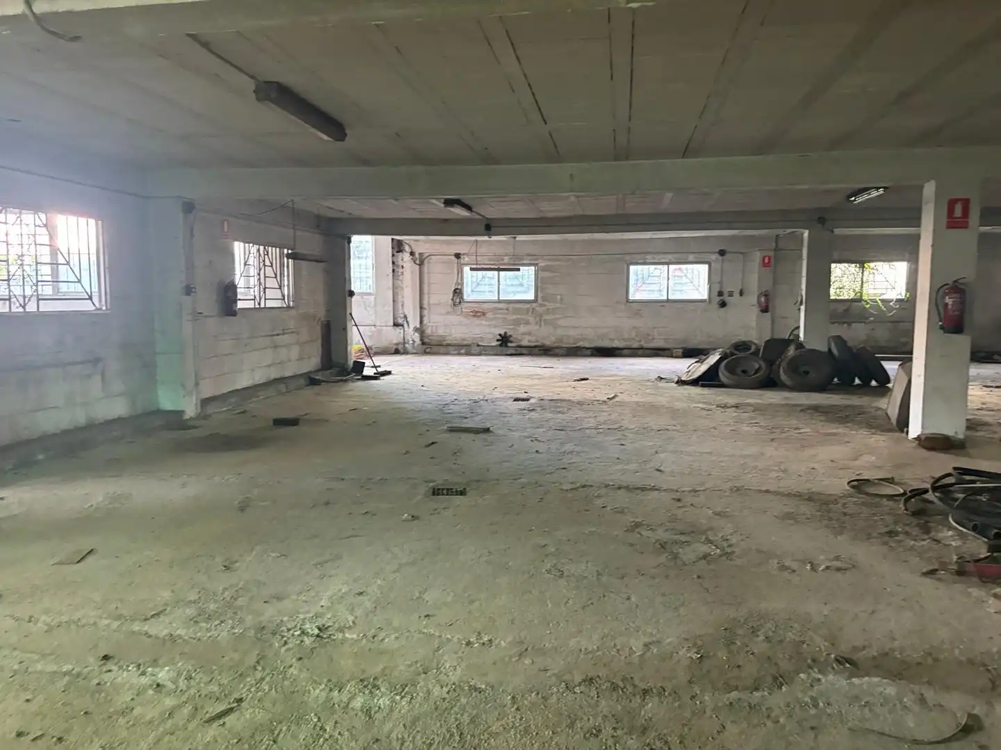 Nave industrial de alquiler en Ribadavia