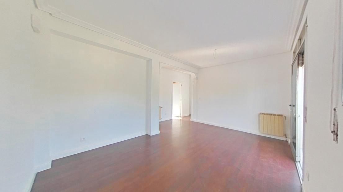 Sala d'estar de Pis en venda en  Madrid Capital amb Terrassa