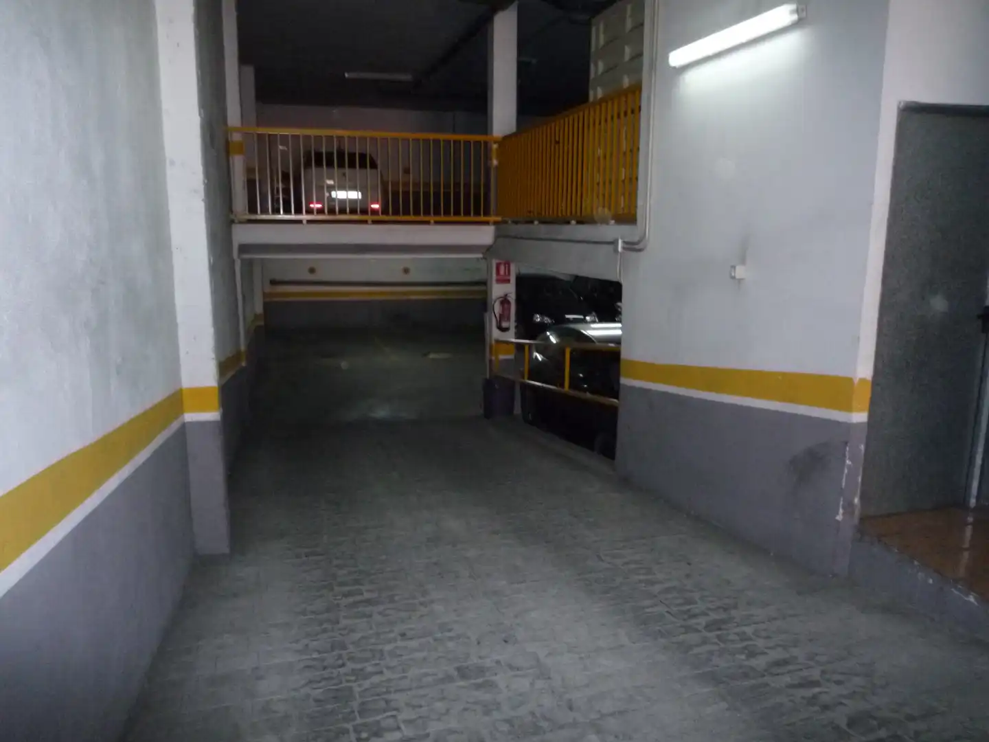 Einzelparkplatz zum Verkauf in Calle Ángel 19