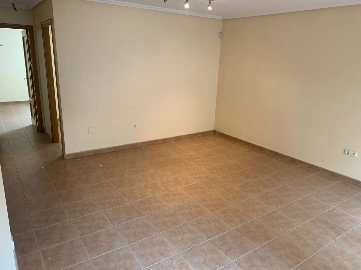 Piso en venta en Calle Maestro Serrano, Dolores