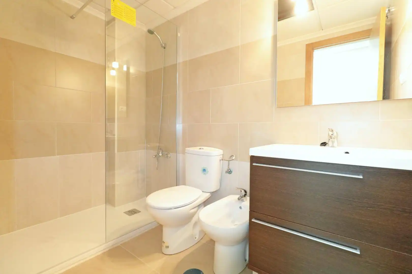 Baño de Apartamento en venta en Torrevieja