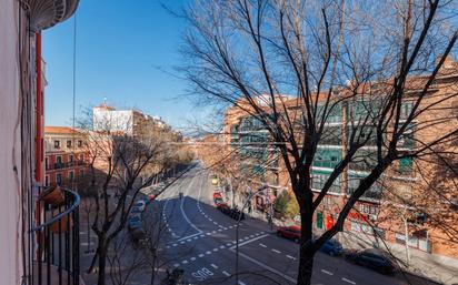 Exterior view of Flat for sale in  Madrid Capital  with Heating and Balcony