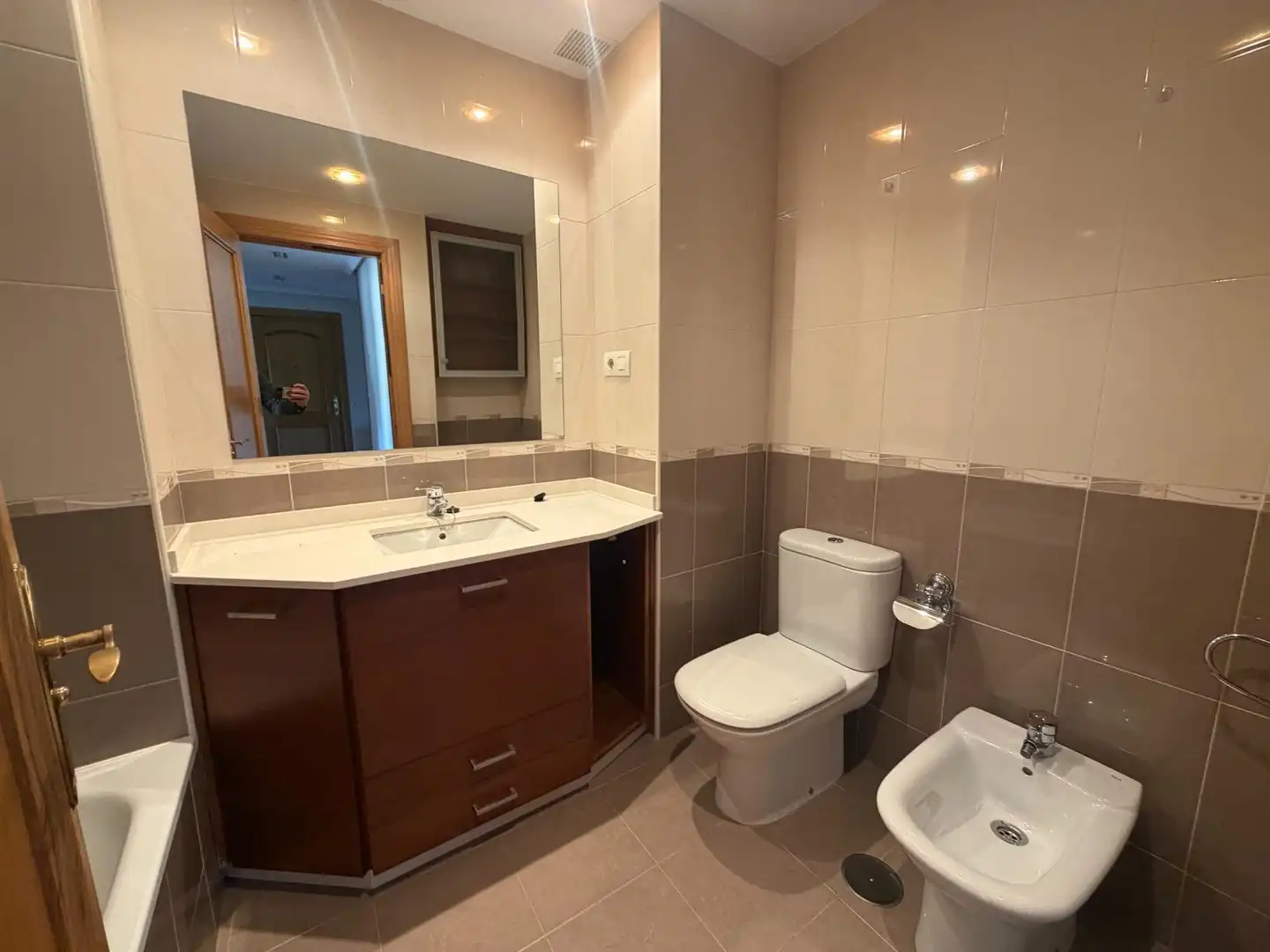 Bathroom of Flat for rent in Nava, Asturias