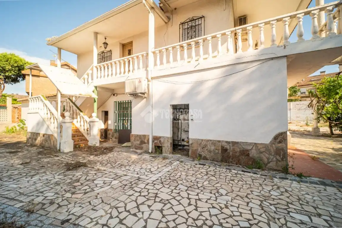 Vista exterior de Casa o chalet en venta en Arganda del Rey con Aire acondicionado, Calefacción y Terraza