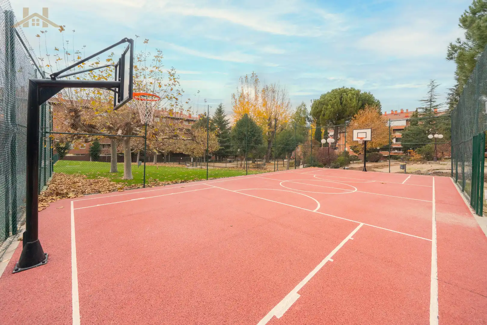 Vista exterior de Dúplex en venda en Collado Villalba amb Calefacció, Terrassa i Piscina comunitària