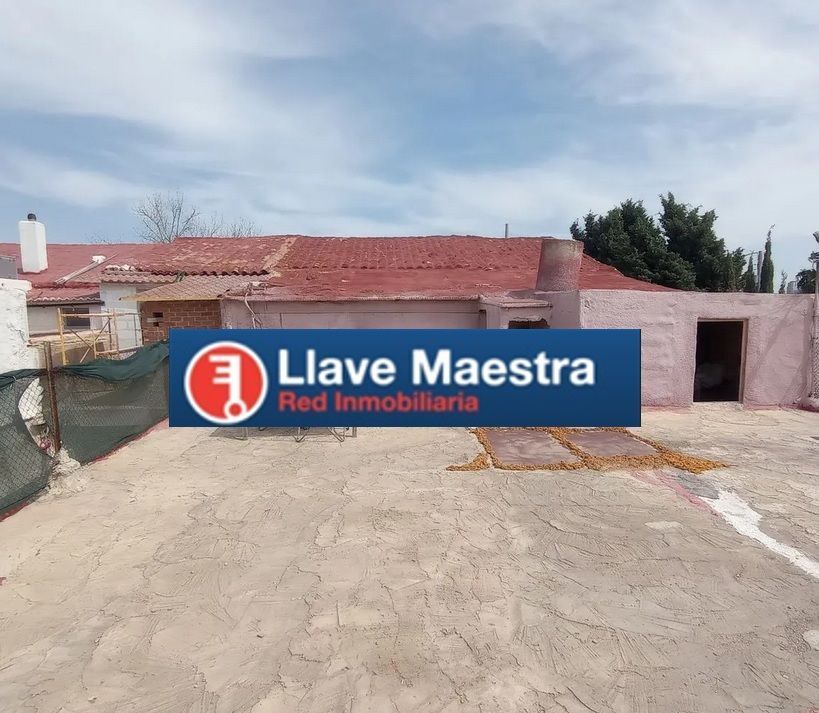 Vista exterior de Casa o xalet en venda en  Valencia Capital amb Terrassa